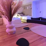 Amaleo