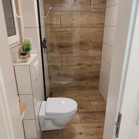 Amaleo Apartment *